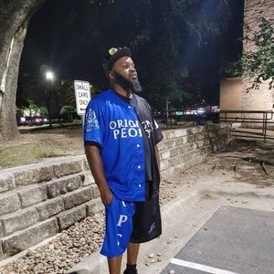 Meet your Posher, Nicholas